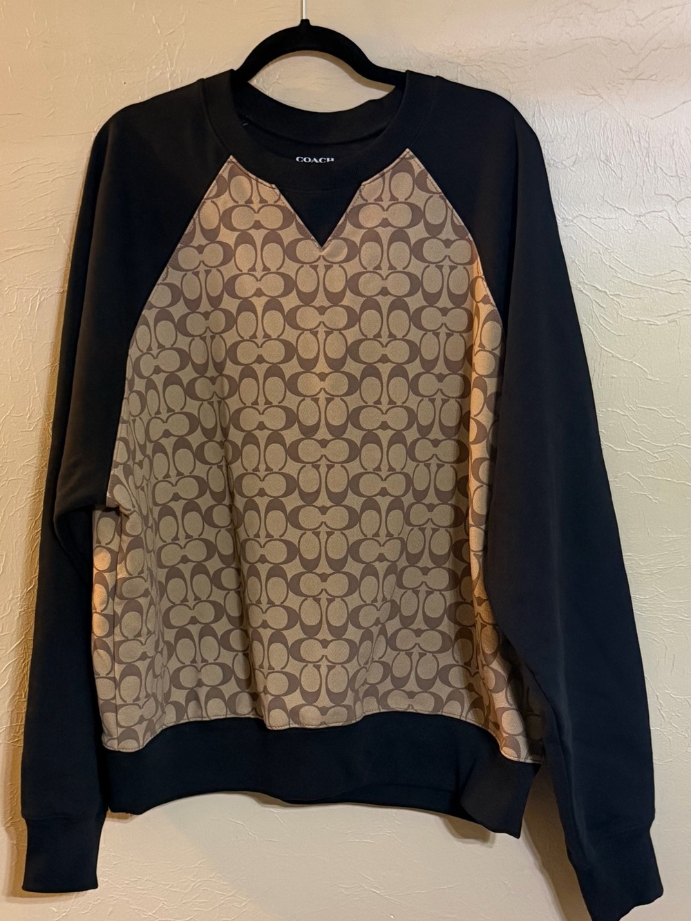 NWOT Coach Signature Logo Sweatshirt Tan Black Long Sleeve Pullover XL